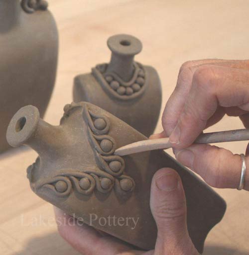 Ceramic art classes for all ages (children and adults)