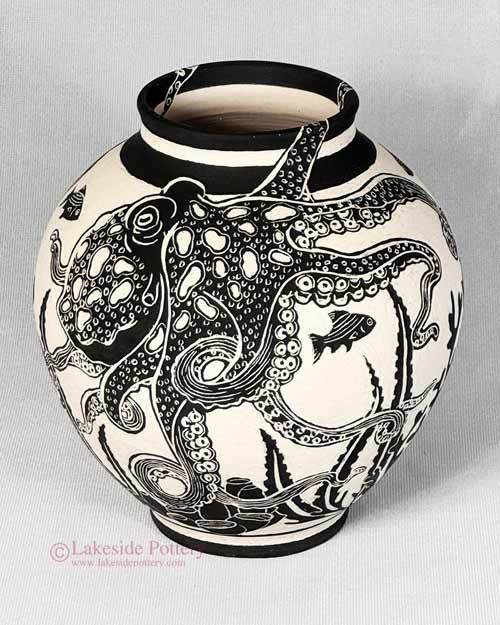 Sgraffito octopus