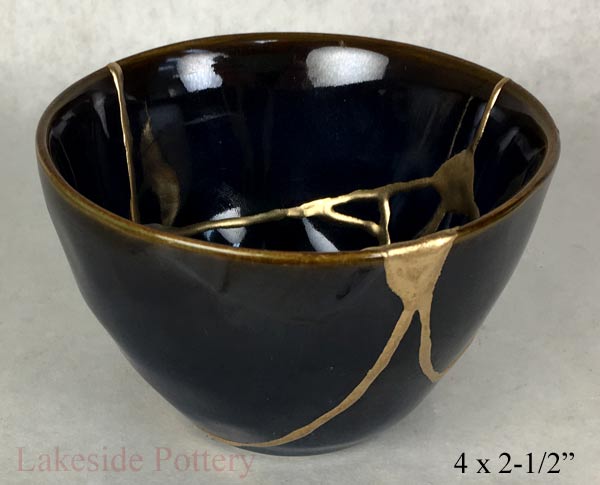 Kintsugi art blue bowl