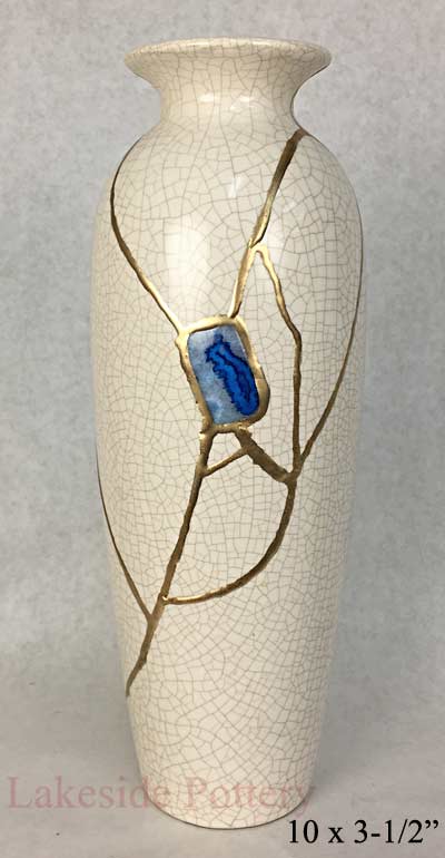 Crackle white Kintsugi vase with geode agate gemstone