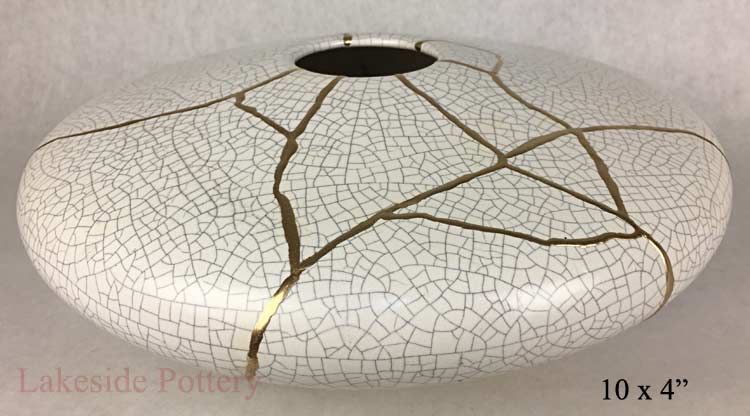 Crackle white vase - Kintsugi