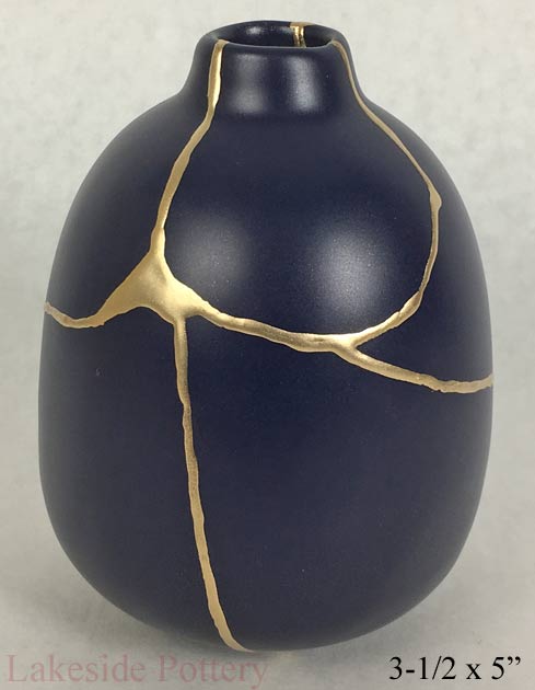 Blue cobalt flower vase