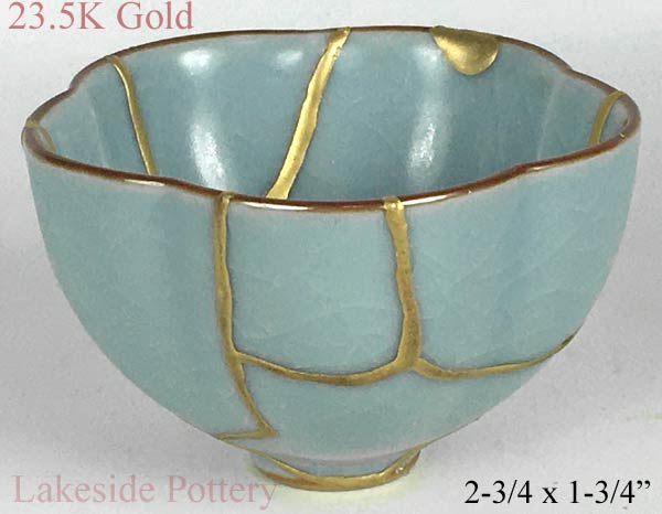 Japanese Kintsugi bowl using 23.5K goldt
