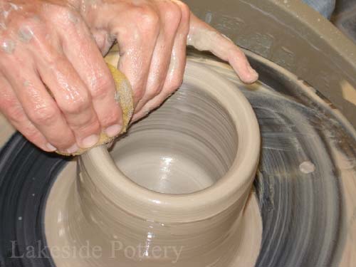 learn throwing pottery