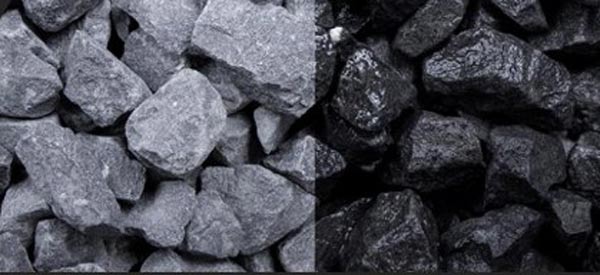 Dry matte river rocks compared with wet glossy river rocks
