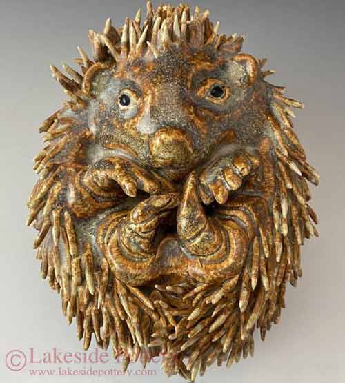 making ceramic clay hedgehog - glazed