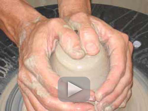 Pottery Wheel for Beginners – 14 Tips on Buying a Wheel