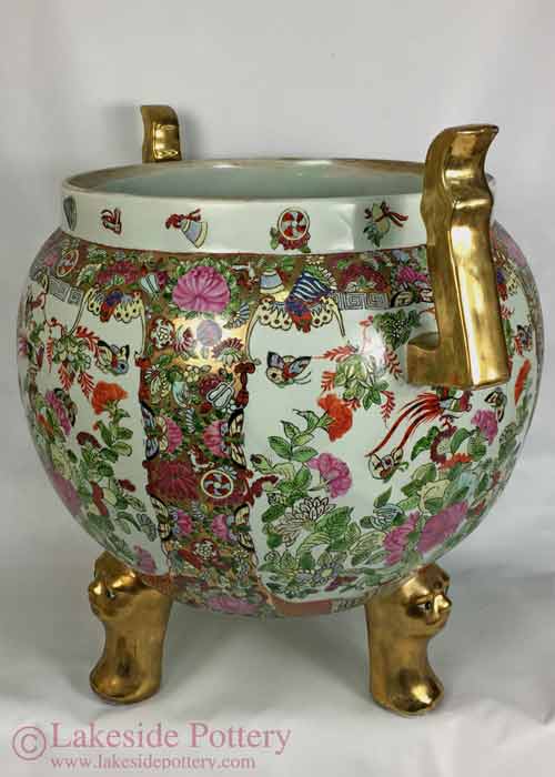 Large chinese urn restored