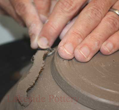 Trimming a basic pot on the wheel lesson